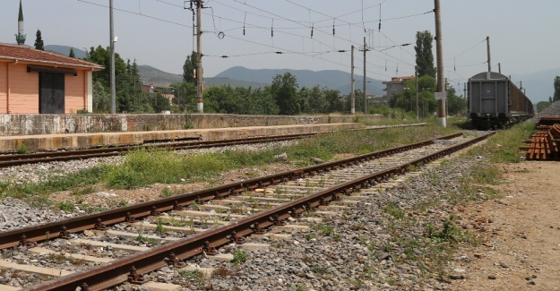 Van’da trene bombalı tuzak: 2 yaralı