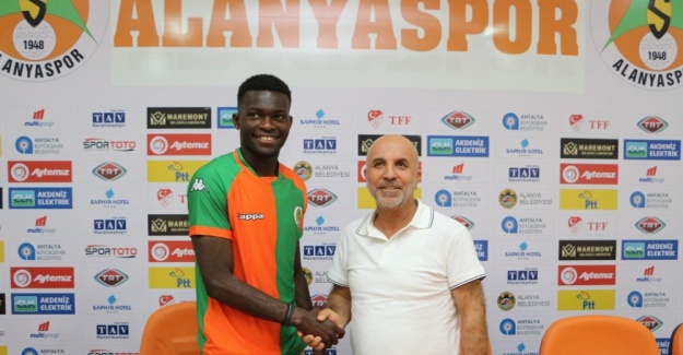 Alanyaspor’da orta sahaya takviye