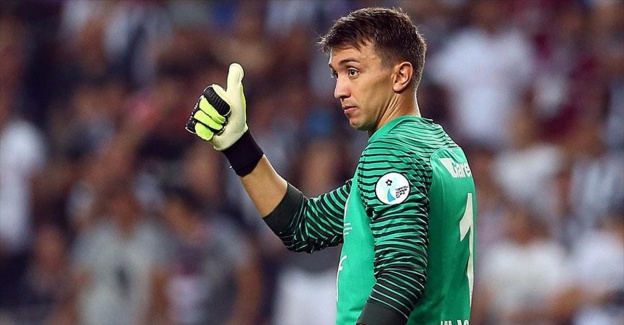 Muslera Fenerbahçe ve Beşiktaş'ı ikiye katladı
