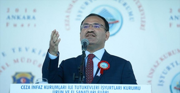 Adalet Bakanı Bozdağ: 'Terör örgütlerine sadakati olanlar devlette istihdam edilmeyecek'

