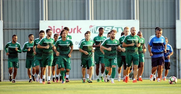 Bursaspor, Fenerbahçe maçı hazırlıklarını tamamladı
