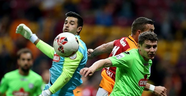 
Galatasaray ile Çaykur Rizespor 33. randevuda
