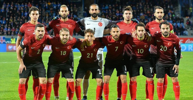 A Milli Futbol Takımı'nın maç saatlerinde Kış saati değişikliği