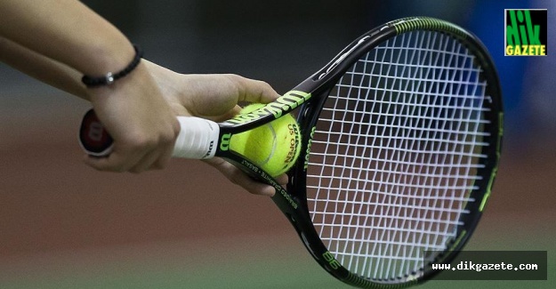 Kerber ve Cibulkova yarı finalde