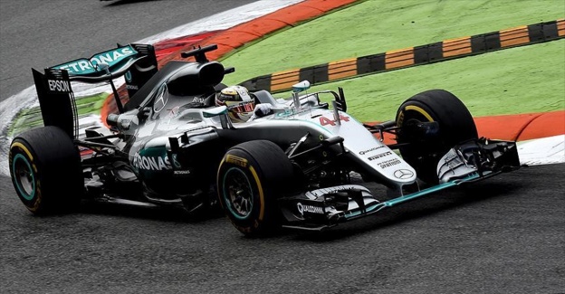 Malezya'da pole pozisyonu Hamilton'ın