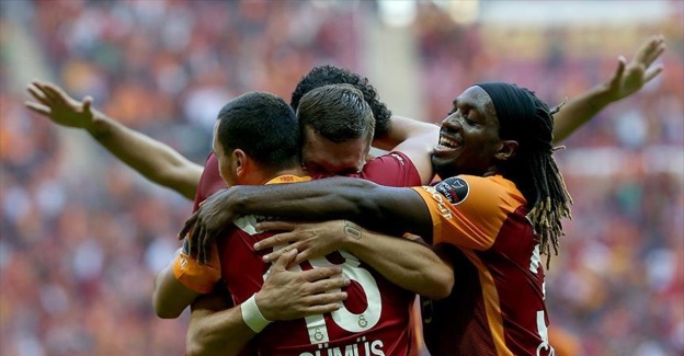 
Galatasaray ikinci yarı açıldı
