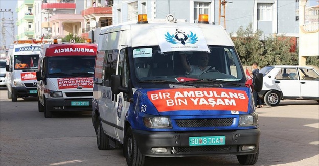 Suriye'ye ulaştırılacak 24 ambulans Reyhanlı'da