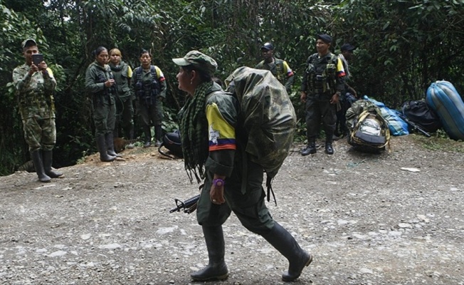 FARC, BM'ye 400 silah daha teslim edecek