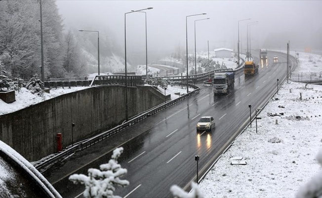 Bolu'da yoğun kar yağışı