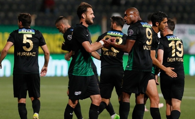 Akhisar Belediyespor ilk peşinde