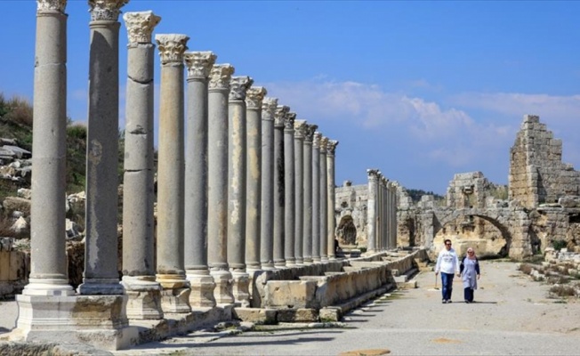 Türkiye'nin ikinci Zeugması: Perge mozaikleri