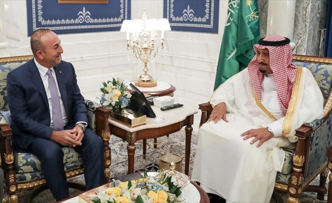 Dışişleri Bakanı Çavuşoğlu, Kral Selman ile Katar'ı görüştü