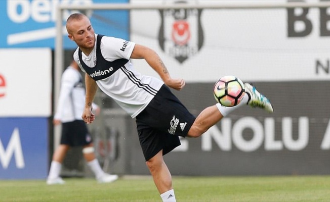 Beşiktaş'ta Gökhan Töre şoku