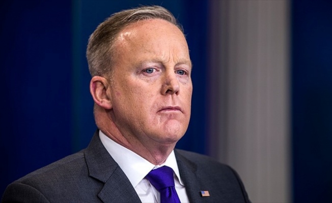 Beyaz Saray Sözcüsü Spicer'ın istifası kabul edildi