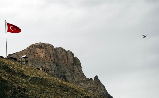 Hakkari'de 2 PKK'lı terörist etkisiz hale getirildi