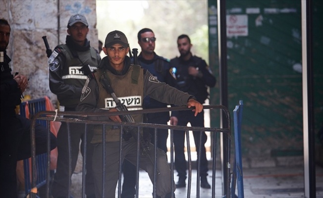 İsrail, 50 yaş altı Müslümanların mescide girişini yasakladı