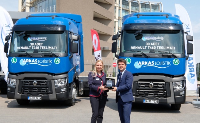 Renault Trucks Arkas Lojistik'e 30 araç sattı