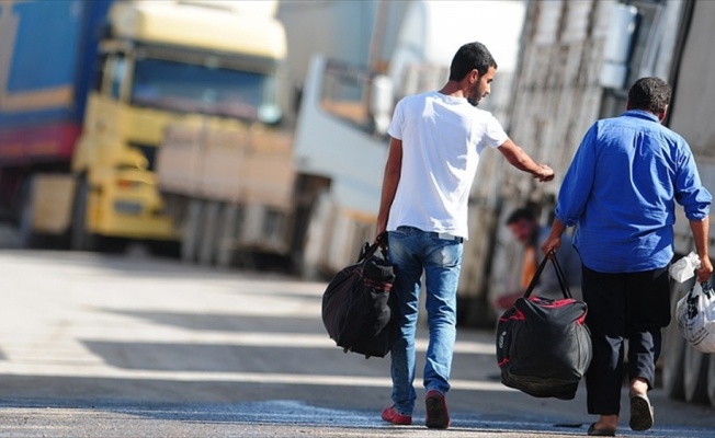 Suriyelilerin Cerablus'a dönüşleri sürüyor