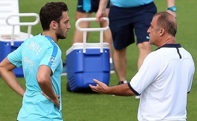 Terim'den Çalhanoğlu'na övgü dolu sözler