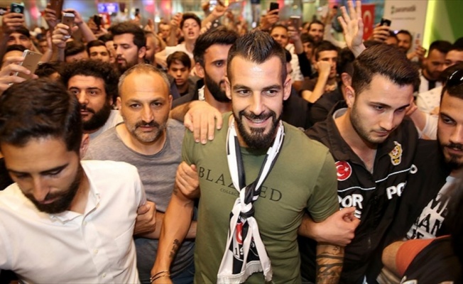 Alvaro Negredo İstanbul'a geldi