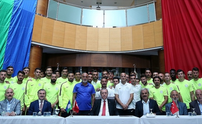 Cumhurbaşkanı Erdoğan'dan Çaykur Rizespor'a ziyaret