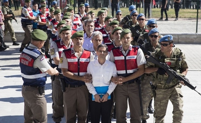 FETÖ'cülerin giyeceği 'tek tip' kıyafetin rengi belli oldu