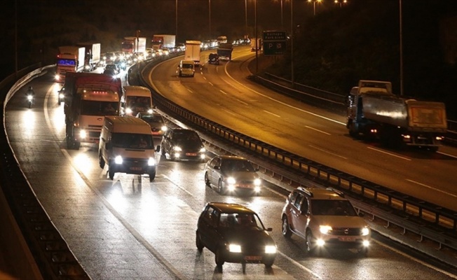 Gece yola çıkacak sürücülere uyarı