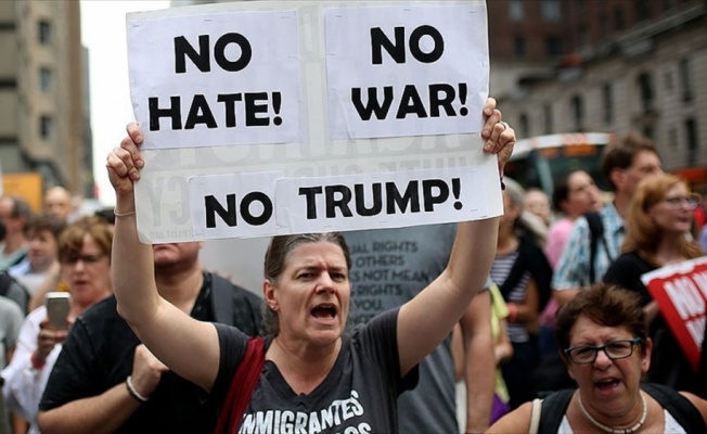 Silikon Vadisi'nde Trump ve ırkçılık karşıtı protesto