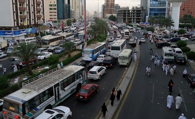 ABD'den Suudi Arabistan'ın 'kadınlara ehliyet' kararına destek