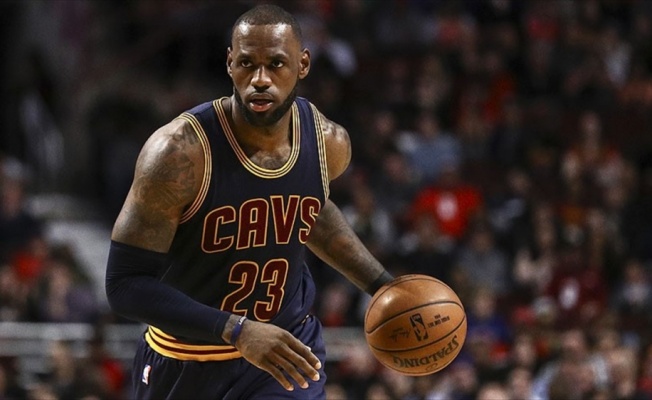 Cavaliers'ı LeBron James taşıdı