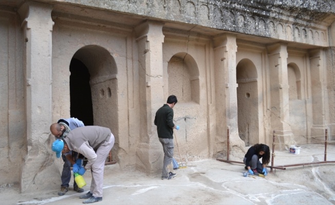 Ihlara'daki bin 100 yıllık kilise turizme kazandırıldı