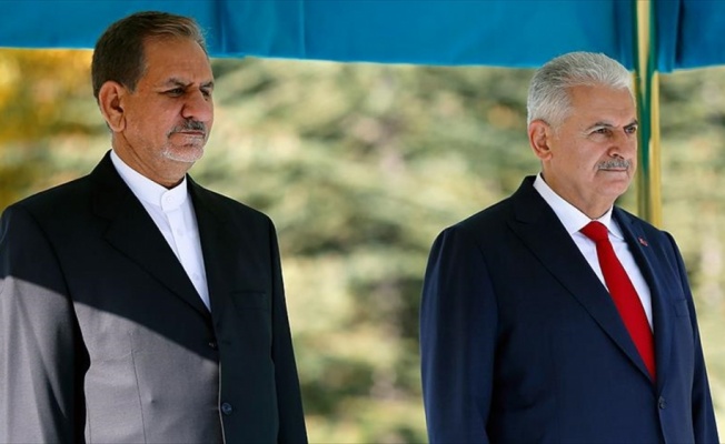 İran Cumhurbaşkanı Birinci Yardımcısı Cihangiri resmi törenle karşılandı