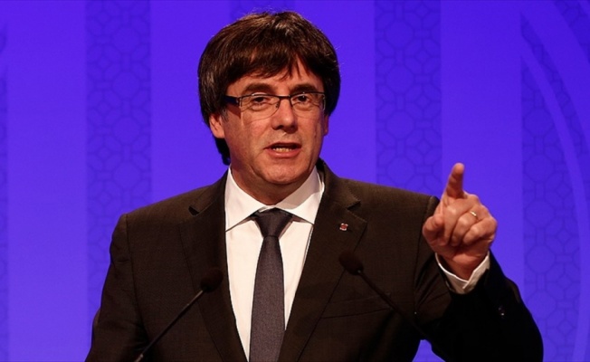 Katalonya Başkanı Puigdemont'dan kararlılık mesajı