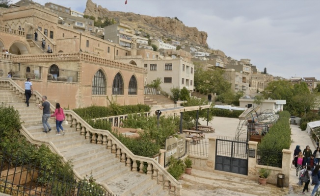 Mardin'de yenilenen 'Kültür Sokağı' açıldı