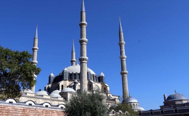 Selimiye Camii'nin silüetini bozan yapılara izin yok