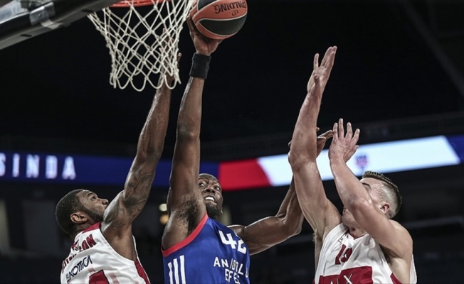 Anadolu Efes, Avrupa Ligi'nde 3. galibiyetini aldı