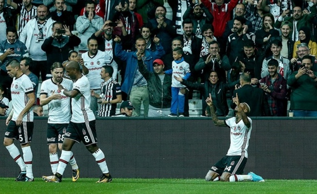 Beşiktaş evinde yenilgiyi unuttu