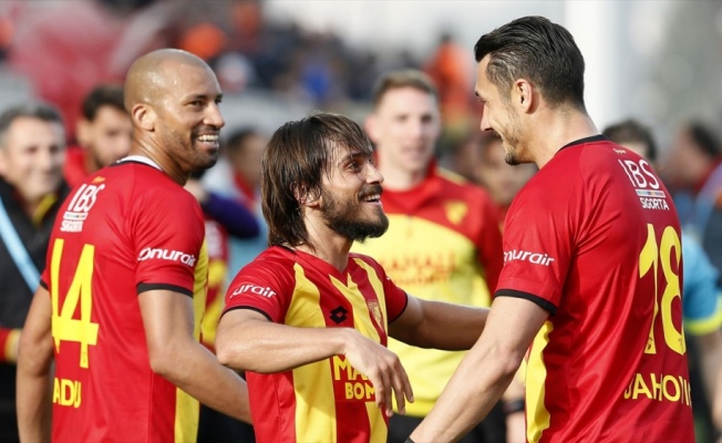 Göztepe 3 puanı iki golle aldı