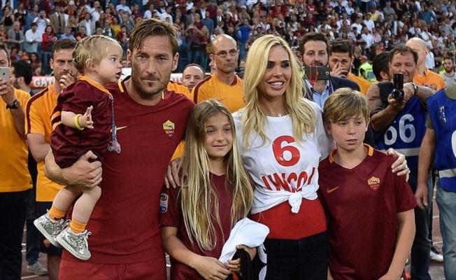 Totti: Tribünde olmak daha çok acı veriyor