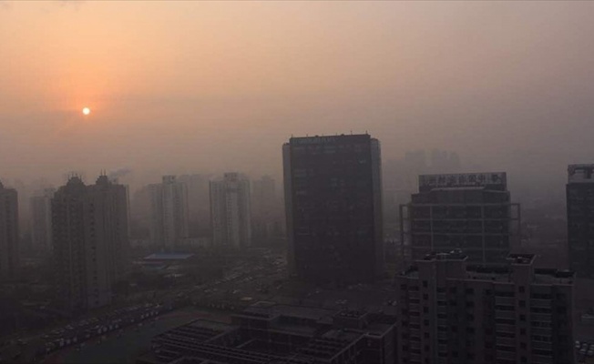 Çin'de hava kirliliğine turuncu alarm