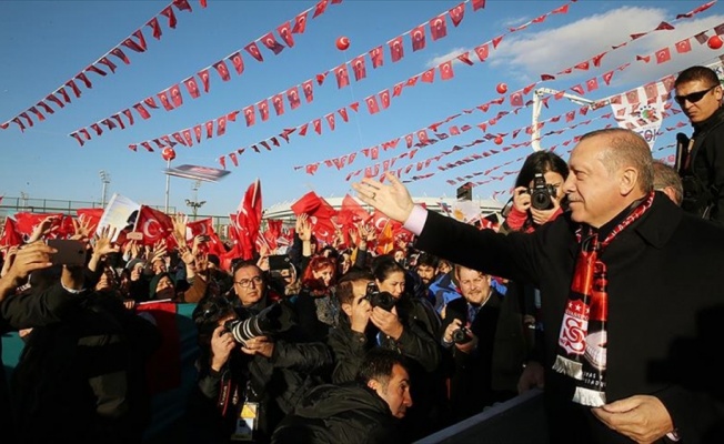 'İsrail işgalci bir terör devletidir'