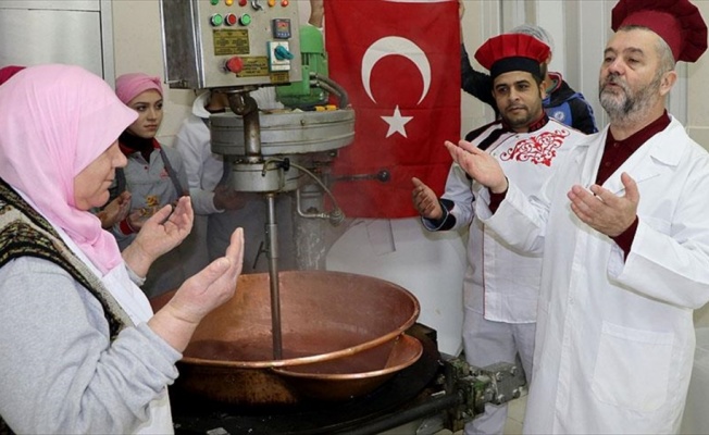 Edirne'den Mehmetçiğe deva-i misk helvası