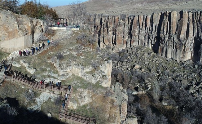 Kapadokya'nın gözdesi Ihlara Vadisi'ne ziyaretçi akını