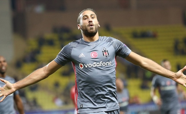 Türk futbolunun İngiltere'deki yeni elçisi Cenk Tosun