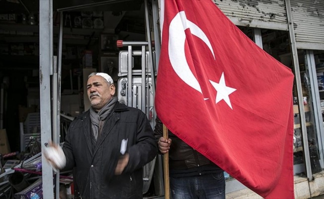 'Yaralı halimle gider teröristlerle mücadele ederim'