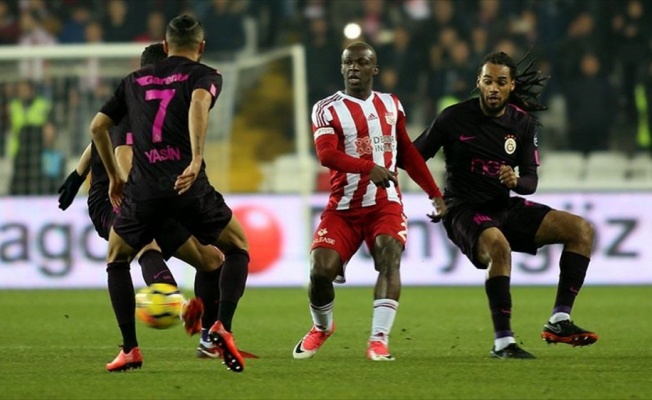 Galatasaray Demir Grup Sivasspor'a mağlup oldu