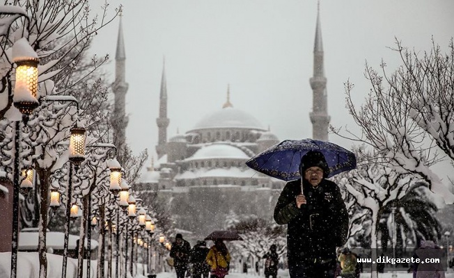 İstanbul'da kar yağışı başladı