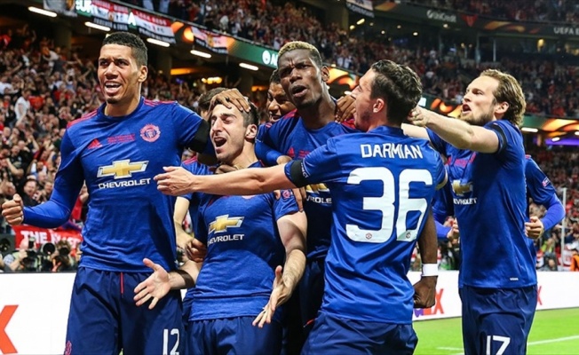 Manchester United zorlanmadı