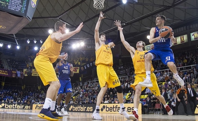 Anadolu Efes'in konuğu Barcelona Lassa