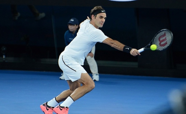 Federer çeyrek finalde